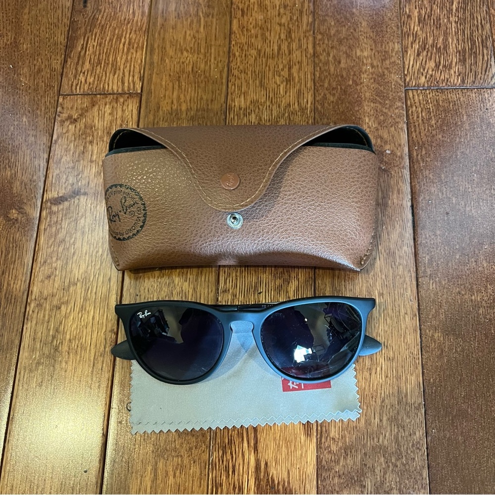 Lightly used men’s raybans